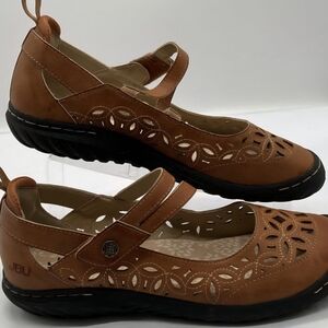 JBU Women’s Tan Mary Jane Comfort Shoes Size 8.5W